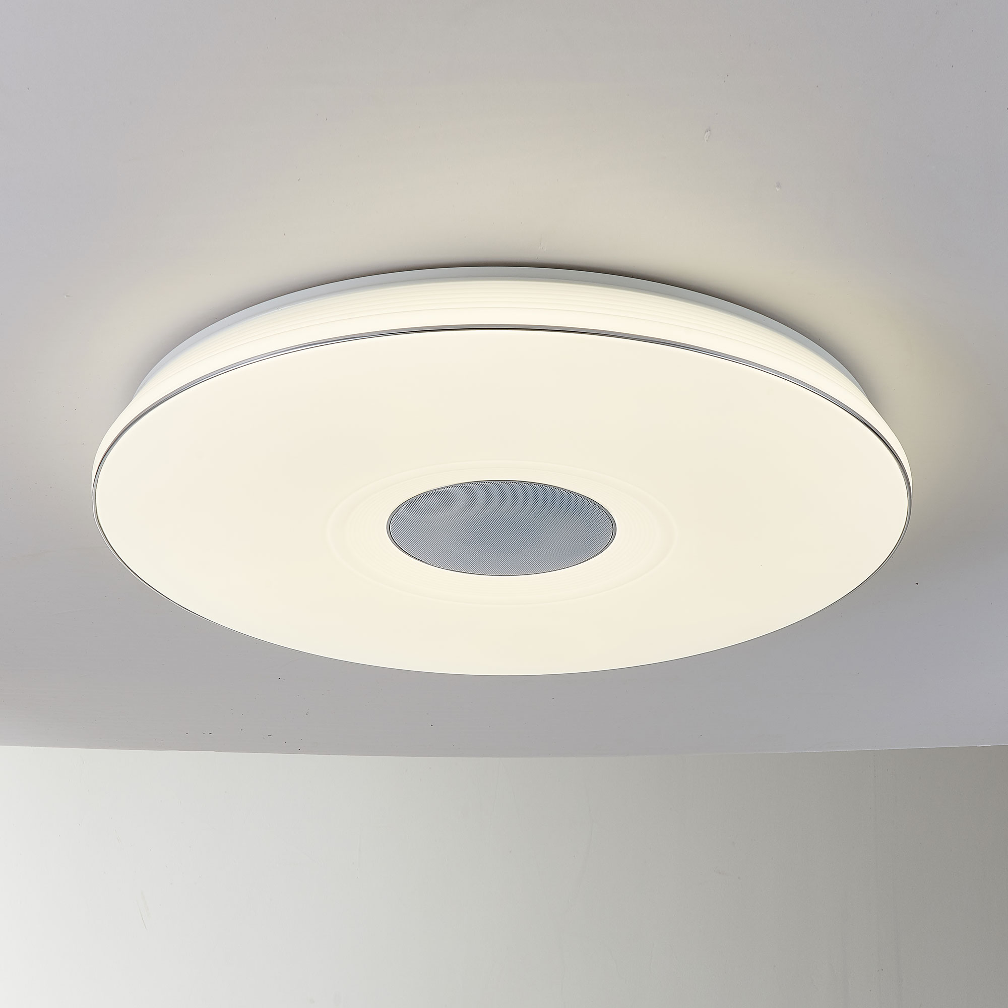 Музыкальный светильник с Bluetooth и пультом Citilux Light & Music CL703M101