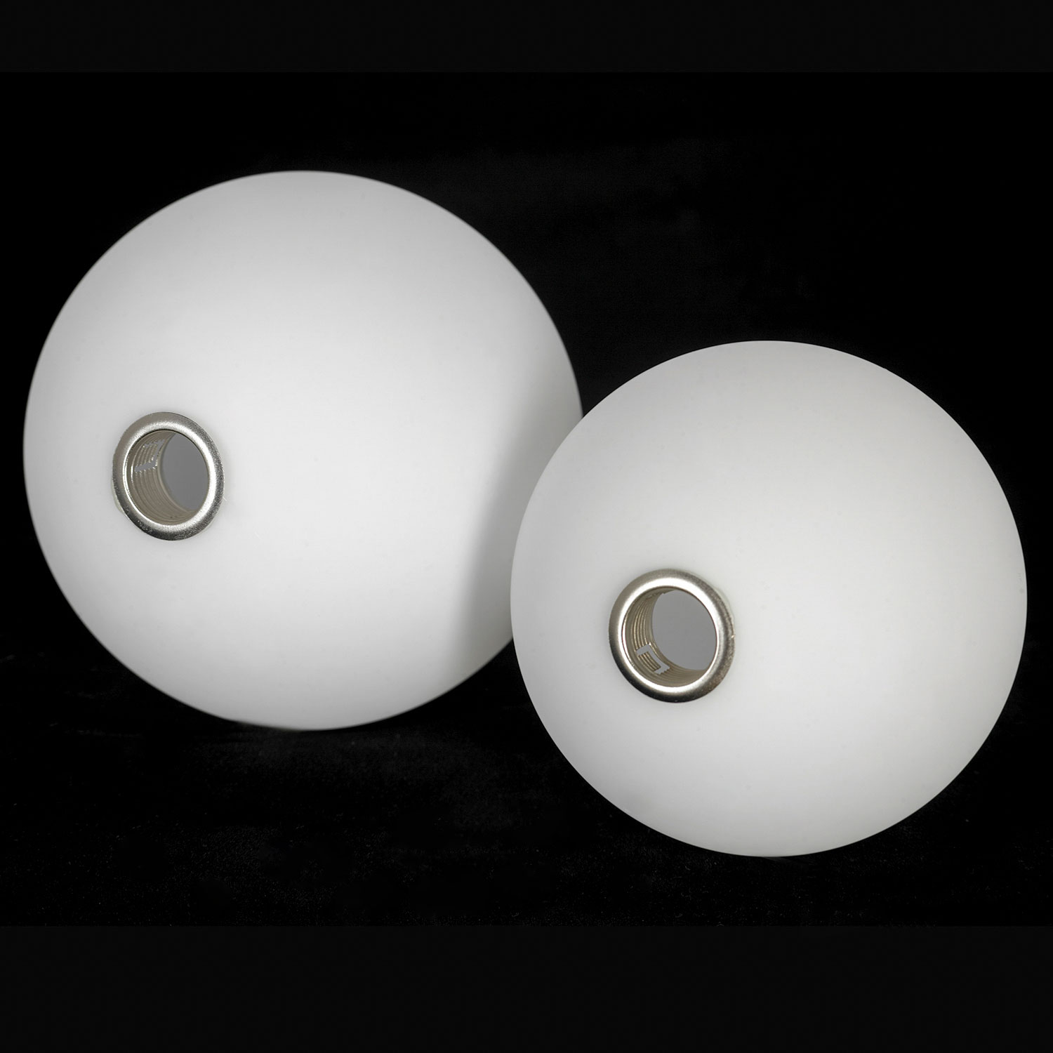 Подвесная люстра с круглыми плафонами шарами Lussole GREENSBORO LSP-8823