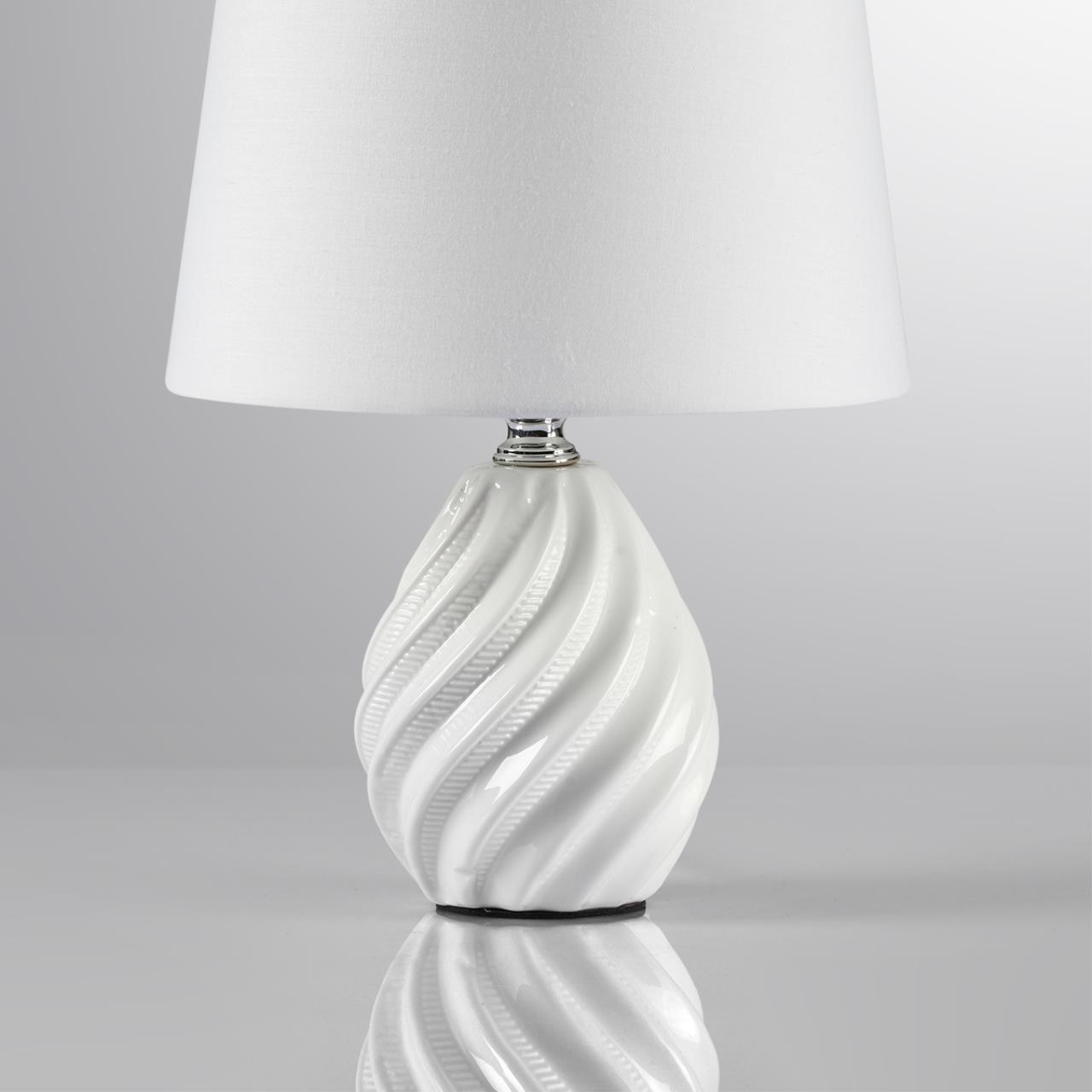 Настольная лампа в белом цвете Lumion KEILA 8143/1T