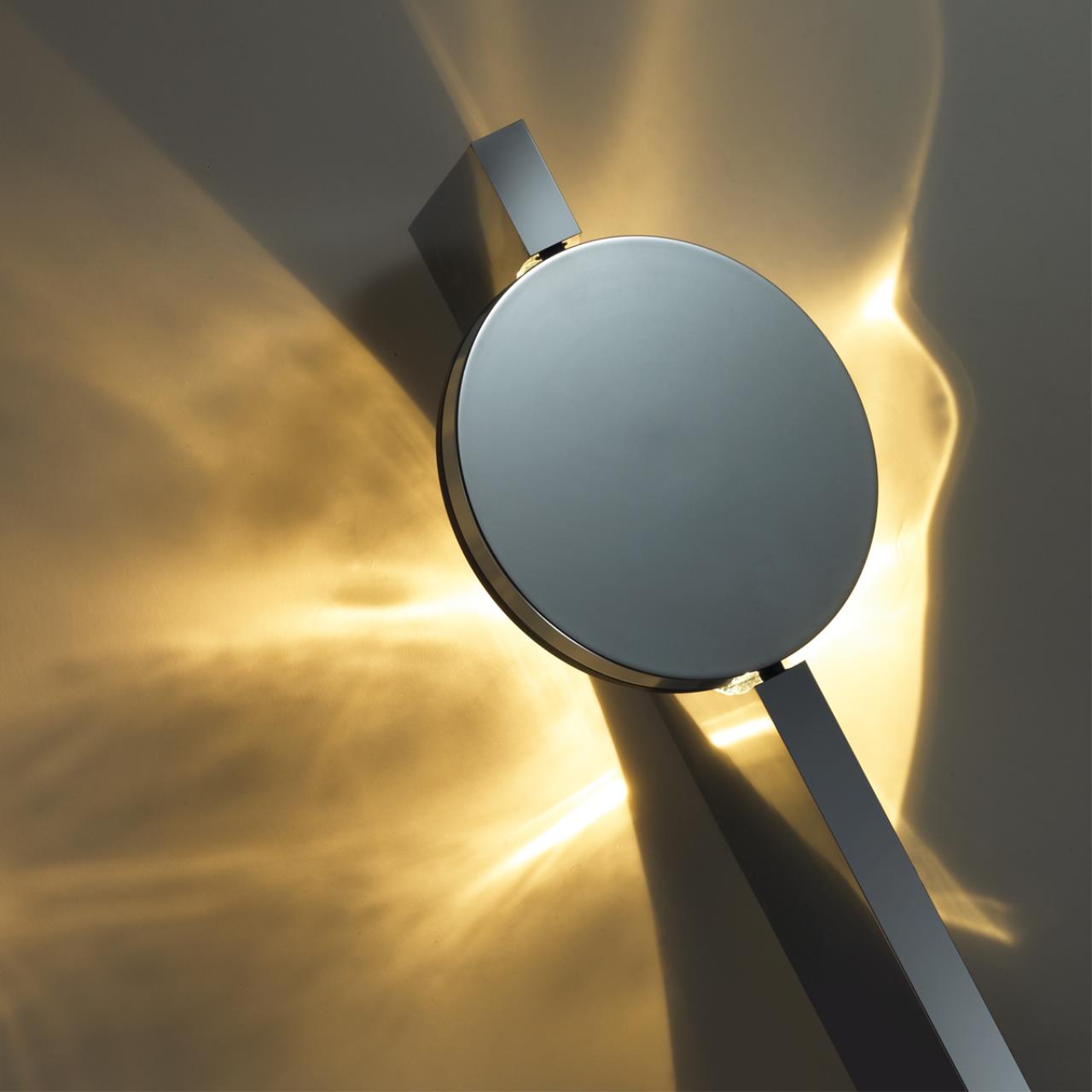 Настенный светильник в стиле Каустика Odeon Light  REFLECTION 7095/3WL