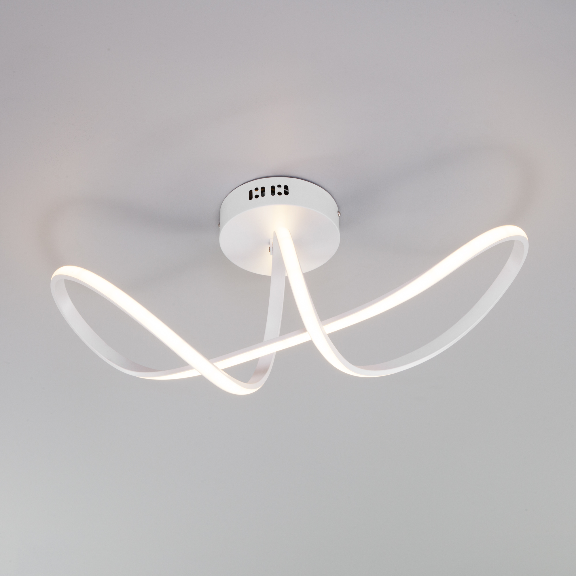 Потолочный светильник с пультом ДУ Eurosvet Fold 90112/1 белый