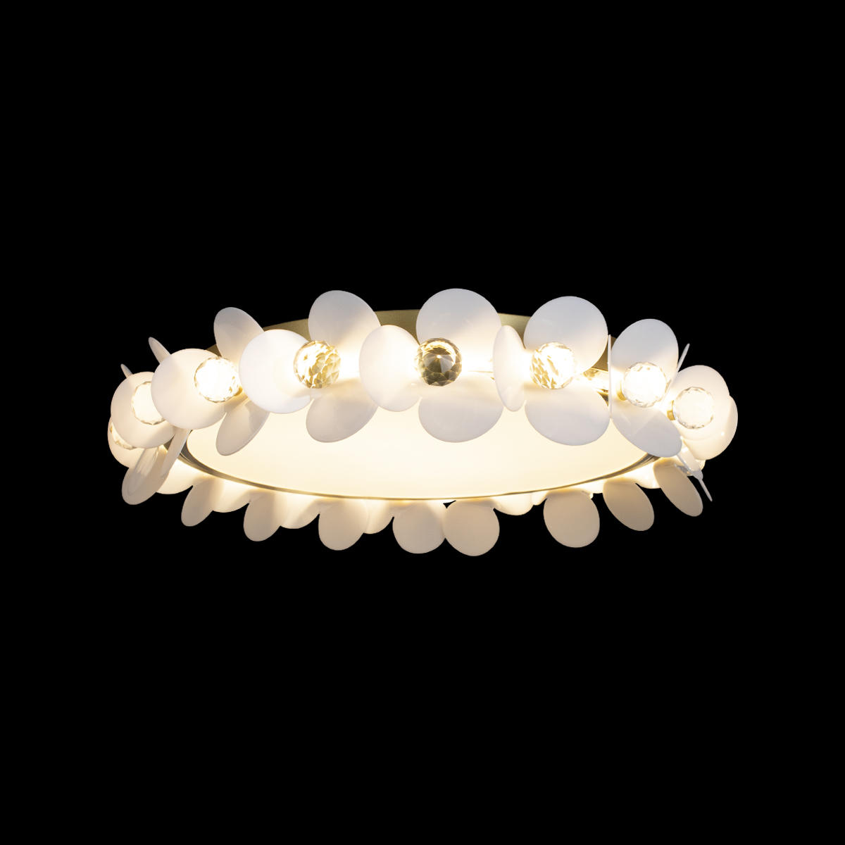 Потолочный светильник с белыми цветами Loft IT Bride 10175