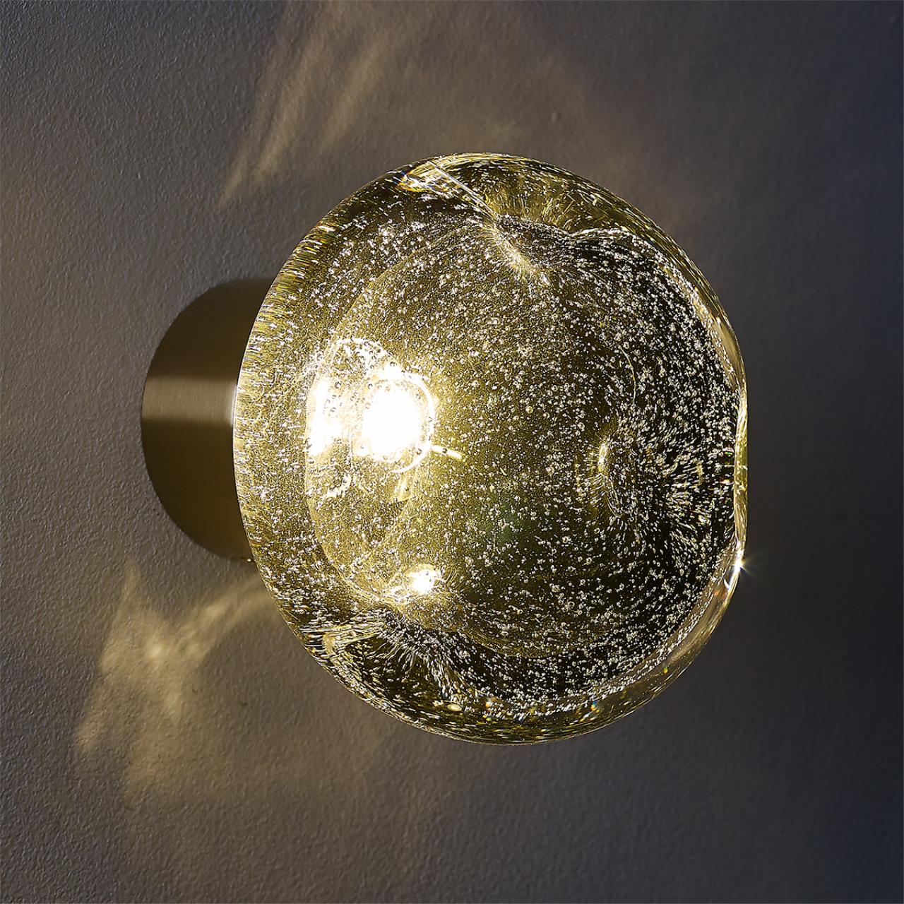 Настенный светильник из «мятого» стекла с эффектом пузырьков Odeon Light  MELA 7045/4WL